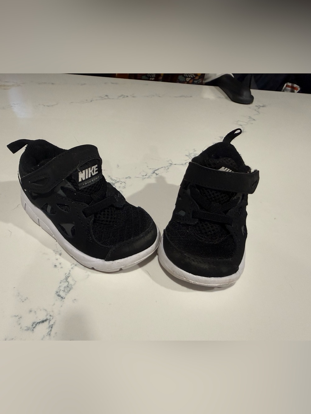 Nike Infant/Toddler Black and White Lightweight Sneakers
